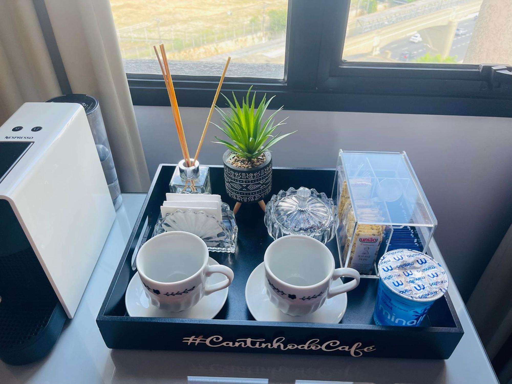 Flat De Luxo Aeroporto Congonhas - Hotel サンパウロ エクステリア 写真