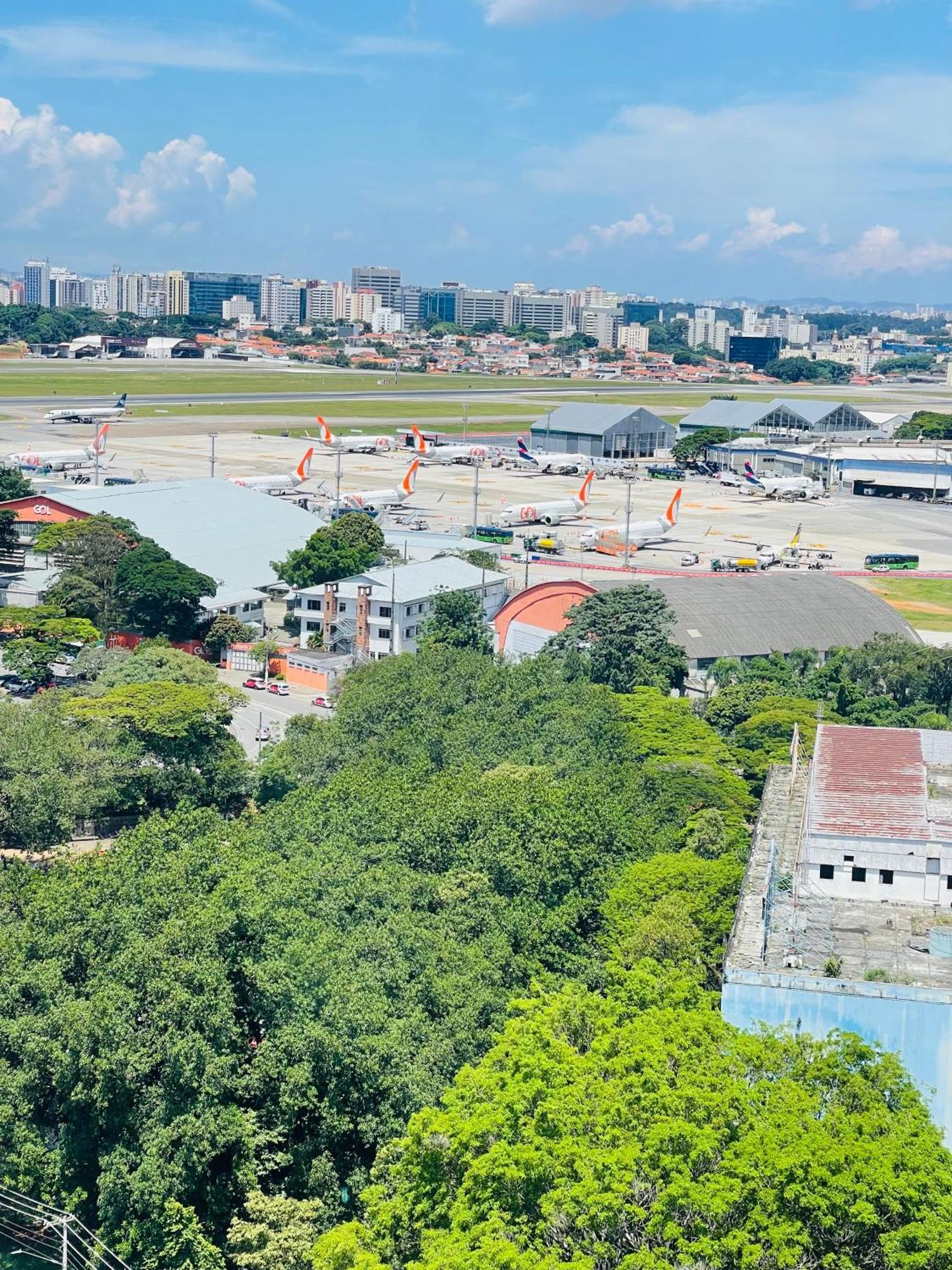 Flat De Luxo Aeroporto Congonhas - Hotel サンパウロ エクステリア 写真