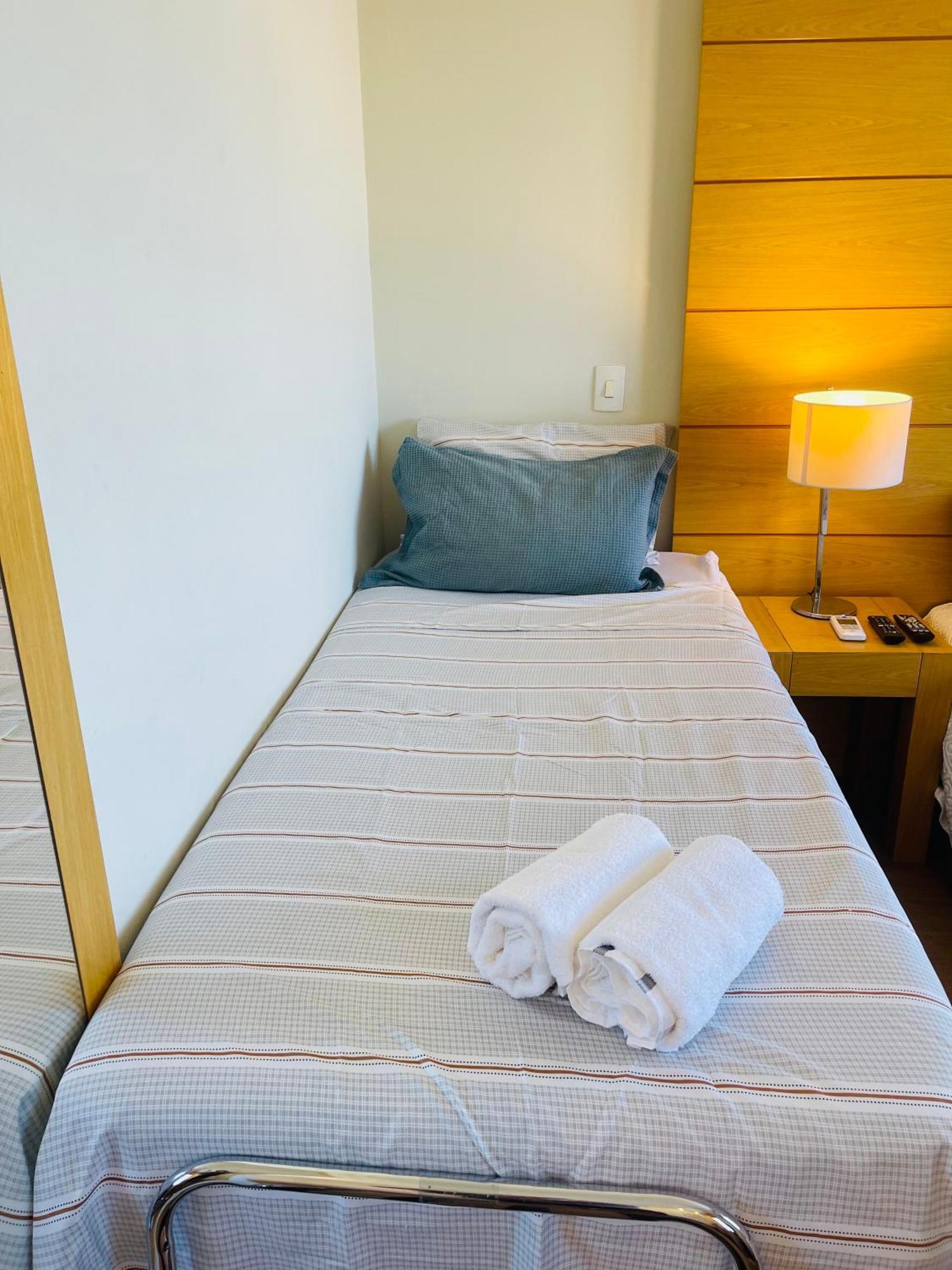 Flat De Luxo Aeroporto Congonhas - Hotel サンパウロ エクステリア 写真