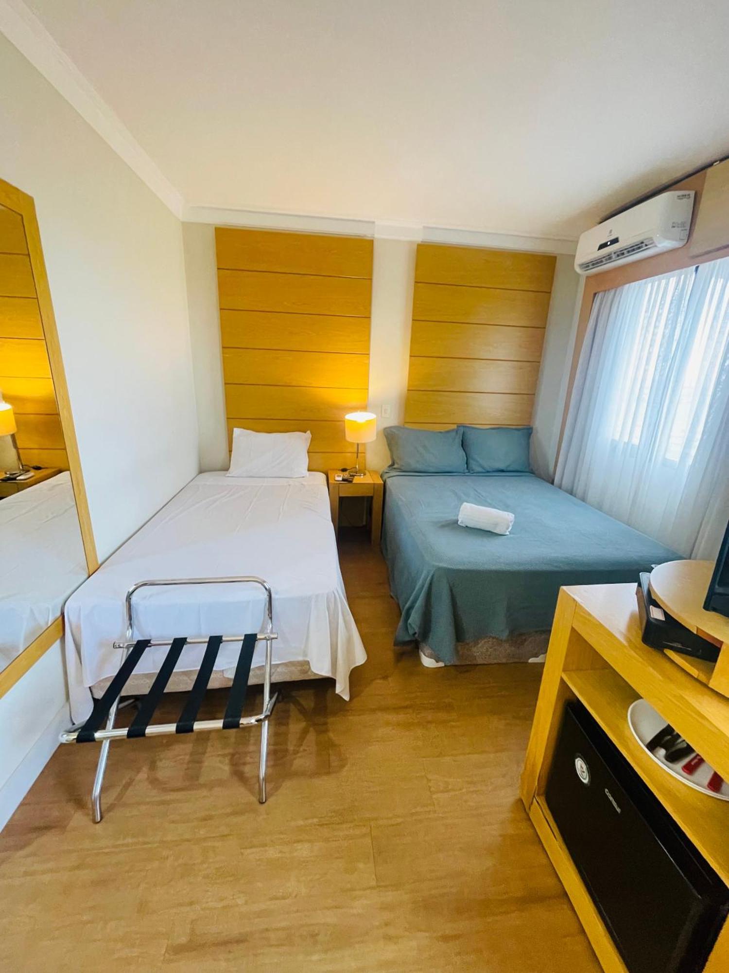 Flat De Luxo Aeroporto Congonhas - Hotel サンパウロ エクステリア 写真