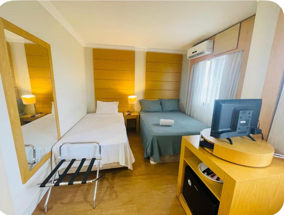 Flat De Luxo Aeroporto Congonhas - Hotel サンパウロ エクステリア 写真