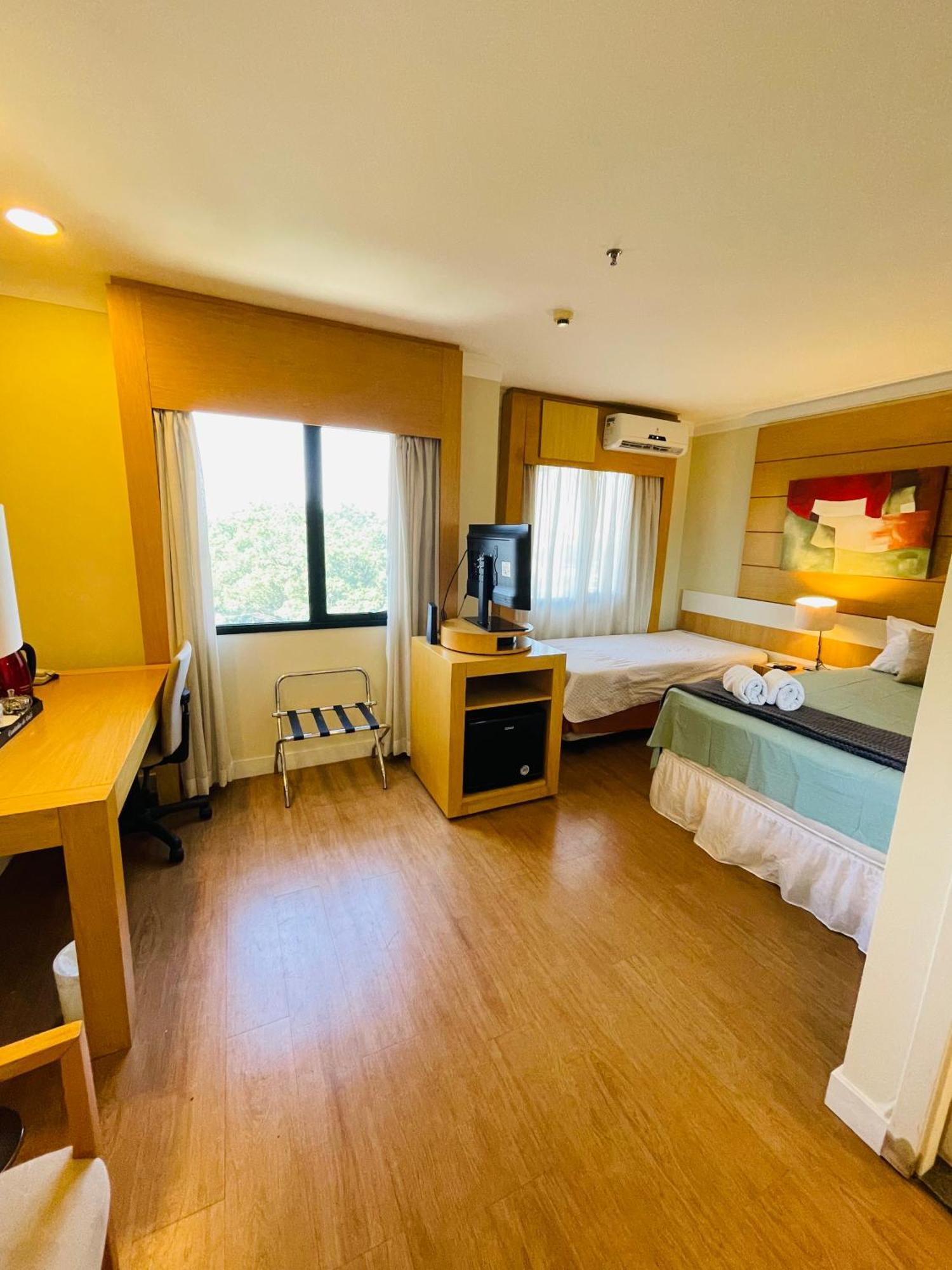 Flat De Luxo Aeroporto Congonhas - Hotel サンパウロ エクステリア 写真